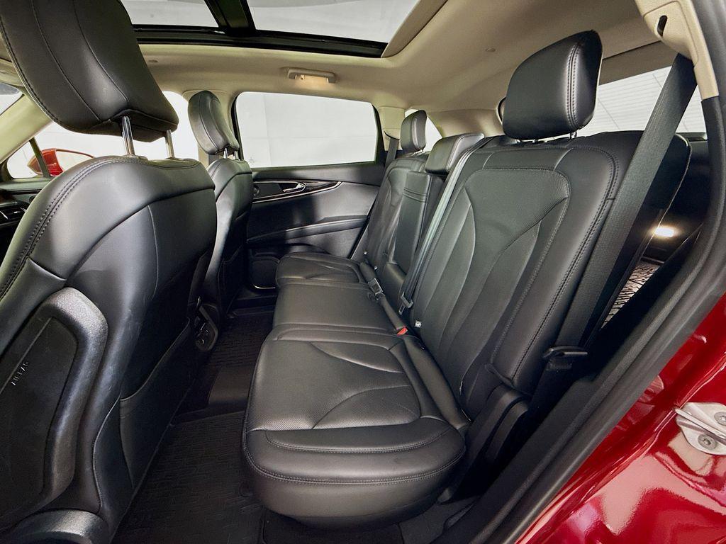 used 2021 Lincoln Nautilus car, priced at $25,000