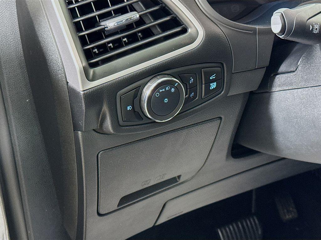 used 2024 Ford Edge car, priced at $27,499