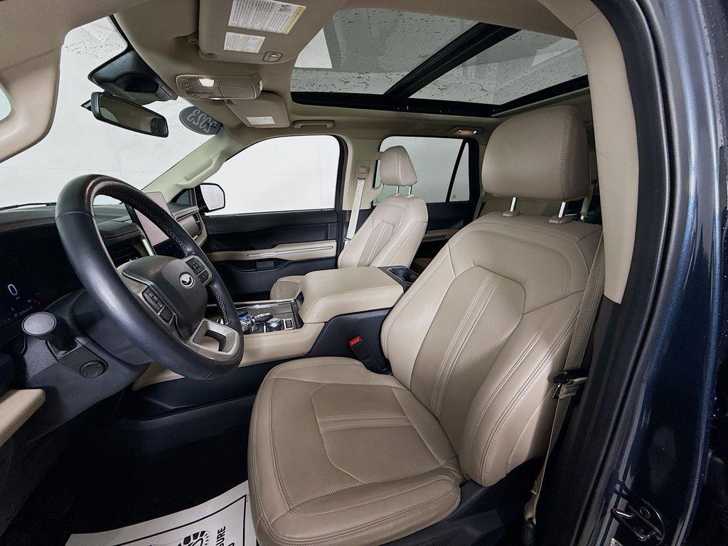 used 2023 Ford Expedition car, priced at $57,500