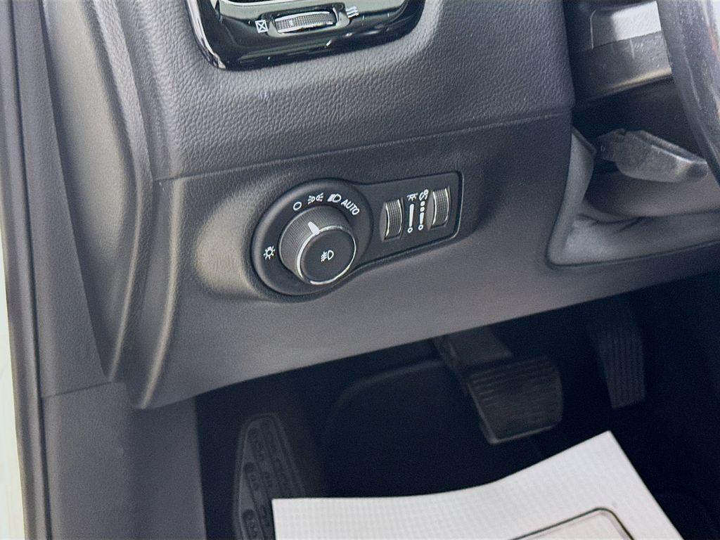 used 2019 Jeep Compass car, priced at $15,500