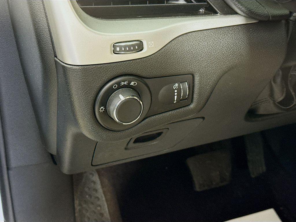 used 2016 Jeep Cherokee car, priced at $12,900