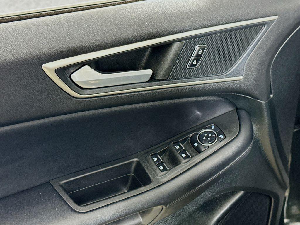 used 2023 Ford Edge car, priced at $28,500