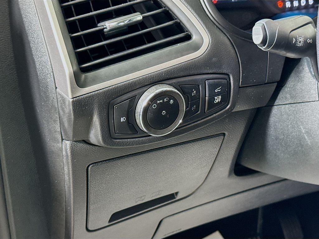 used 2023 Ford Edge car, priced at $28,500