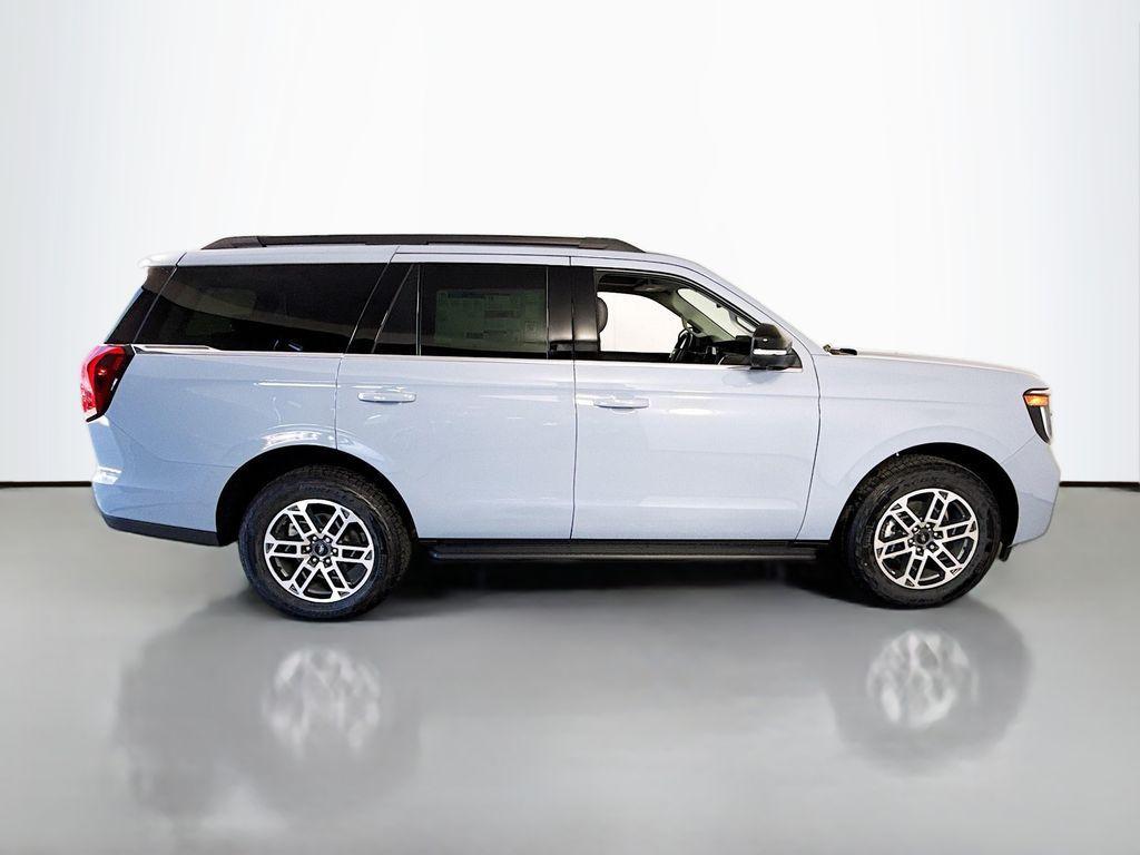 new 2026 Ford Expedition car, priced at $73,275