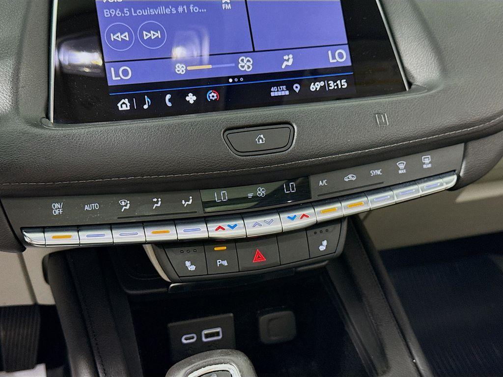 used 2019 Cadillac XT4 car, priced at $18,500