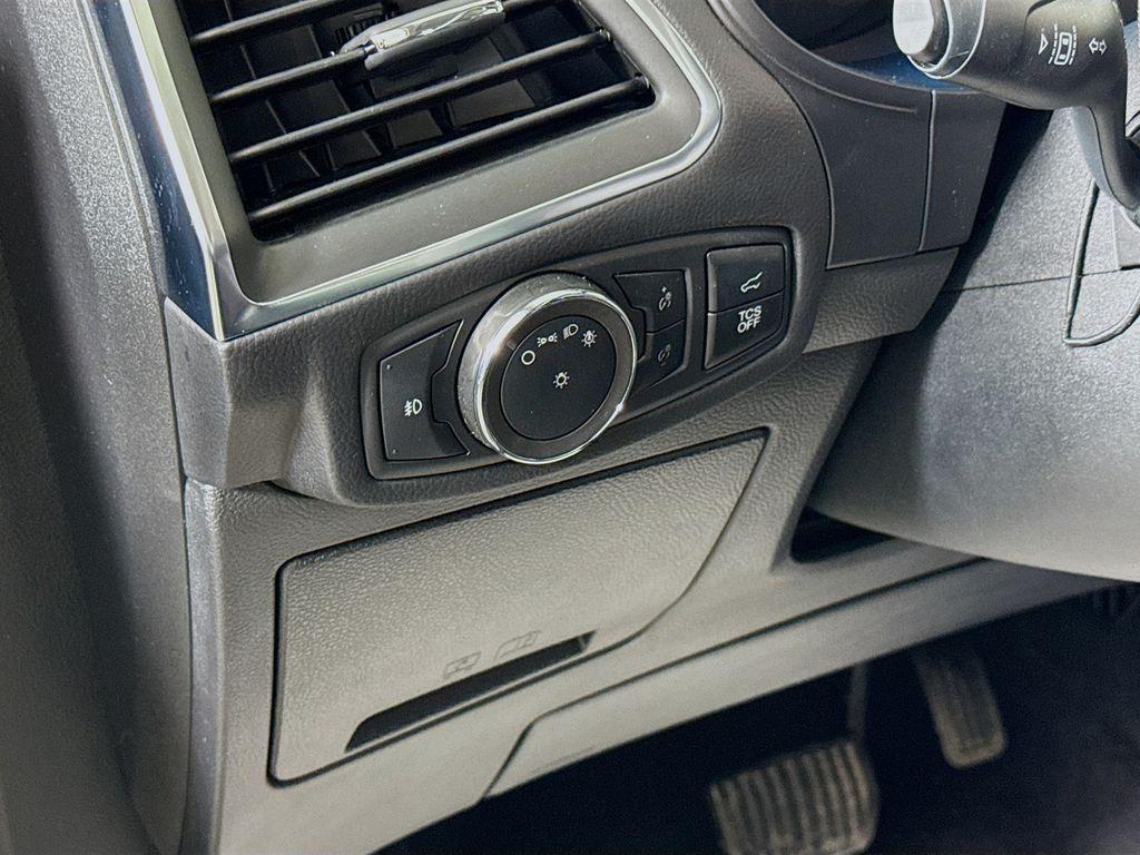 used 2024 Ford Edge car, priced at $32,500