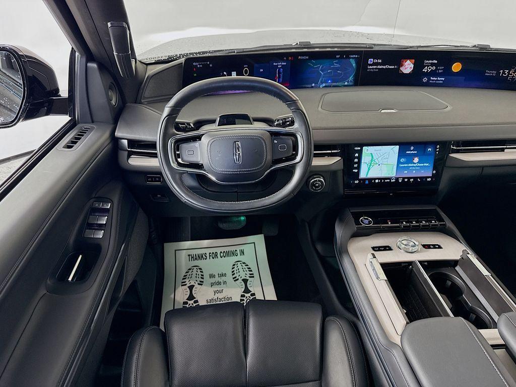 used 2025 Lincoln Navigator L car, priced at $96,500