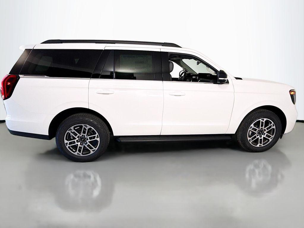new 2026 Ford Expedition car, priced at $74,020