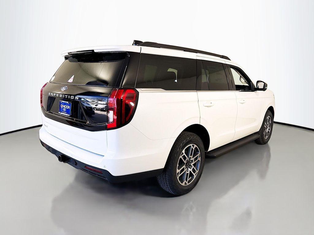 new 2026 Ford Expedition car, priced at $74,020