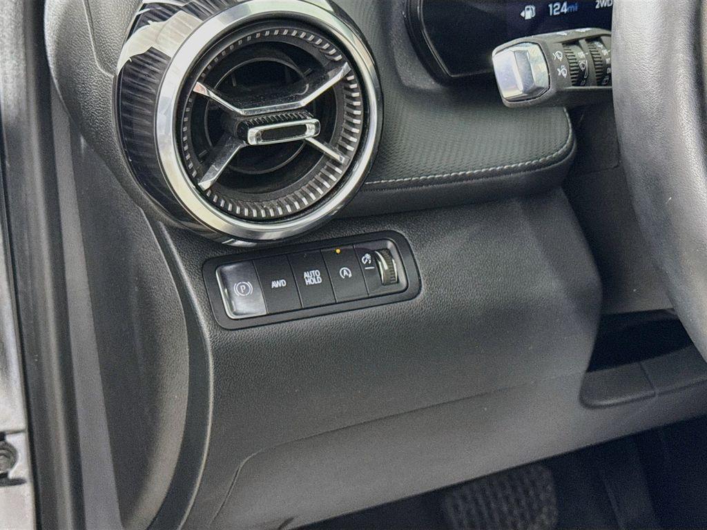 used 2025 Chevrolet Equinox car, priced at $29,900