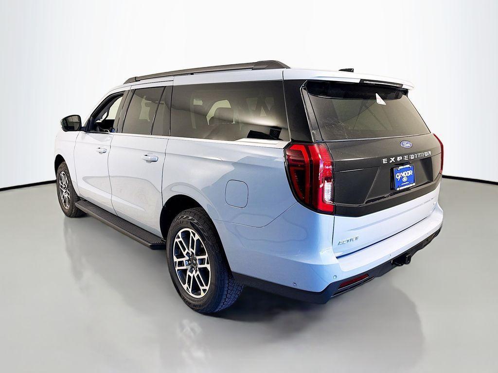 new 2025 Ford Expedition Max car, priced at $74,233