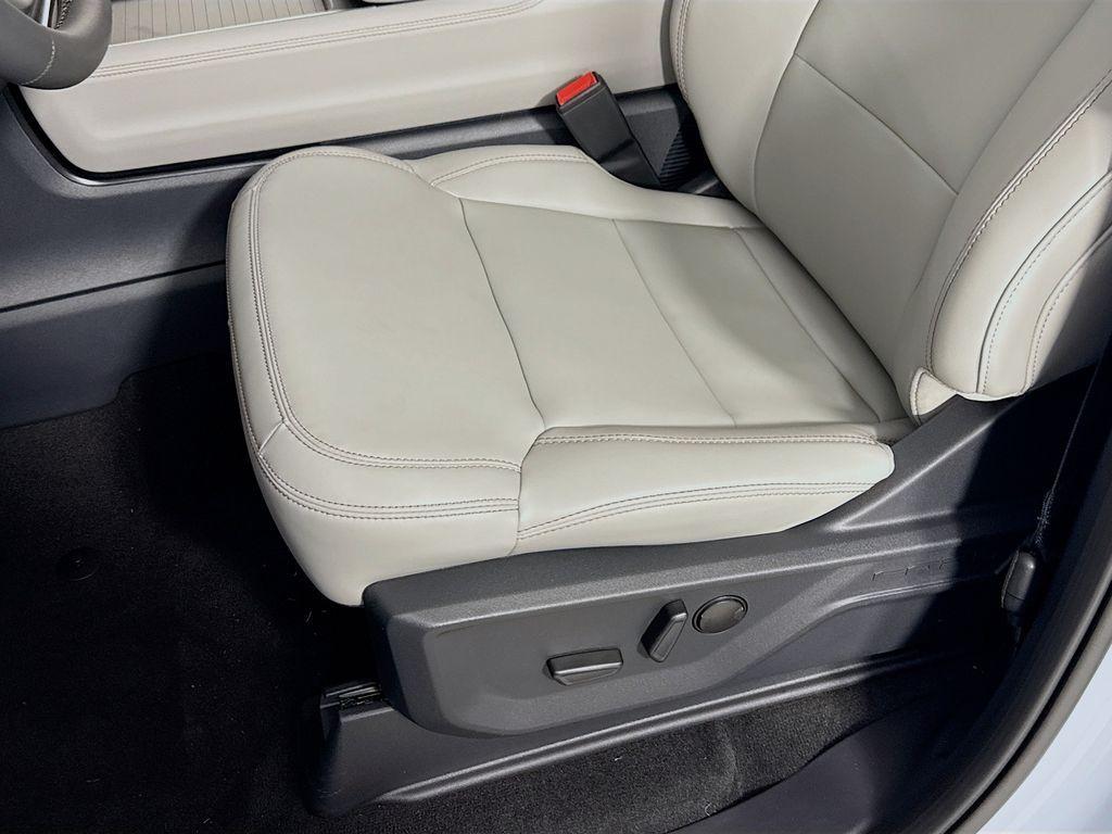 new 2025 Ford Expedition Max car, priced at $74,233