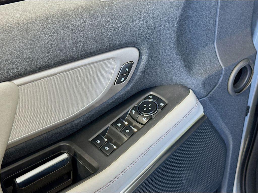 new 2025 Ford Expedition Max car, priced at $74,233