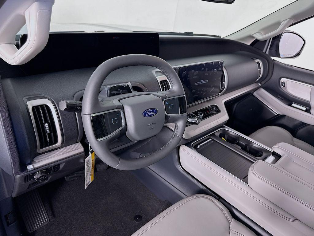 new 2025 Ford Expedition Max car, priced at $74,233