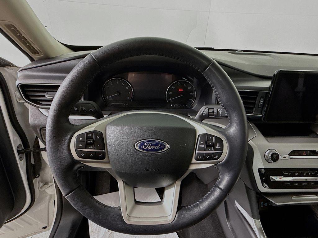 used 2023 Ford Explorer car, priced at $28,986