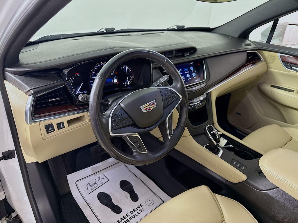 used 2018 Cadillac XT5 car, priced at $17,298
