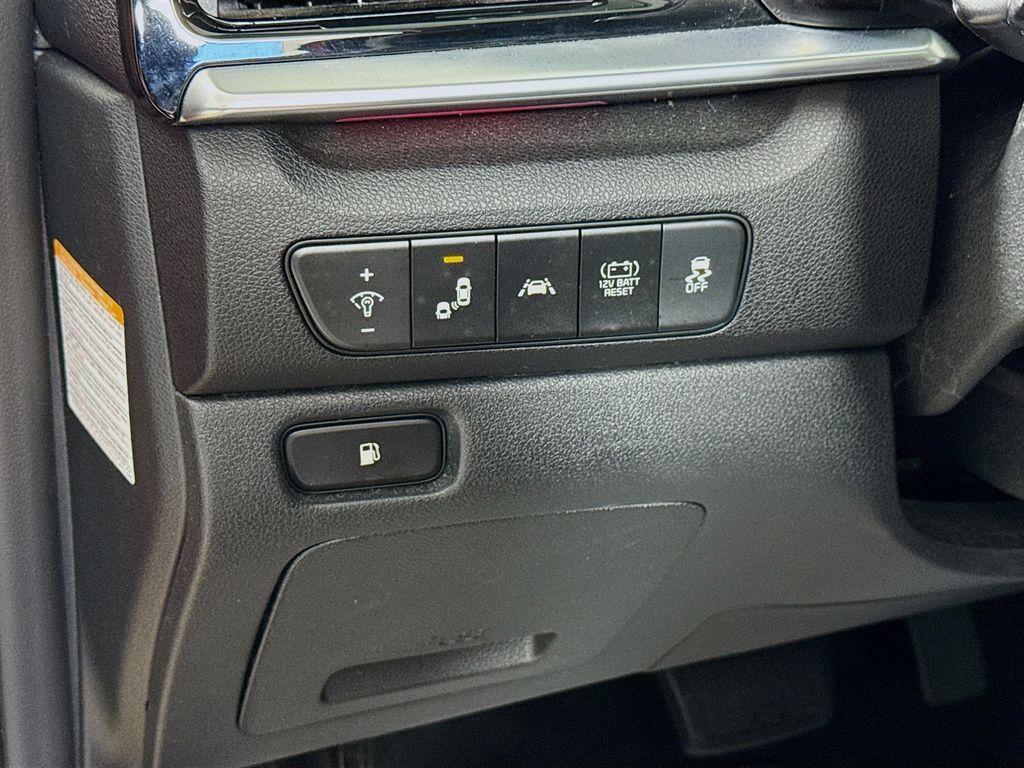 used 2022 Kia Niro car, priced at $17,690