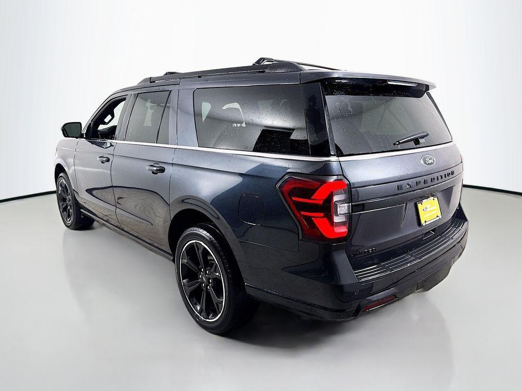 used 2022 Ford Expedition Max car, priced at $50,250