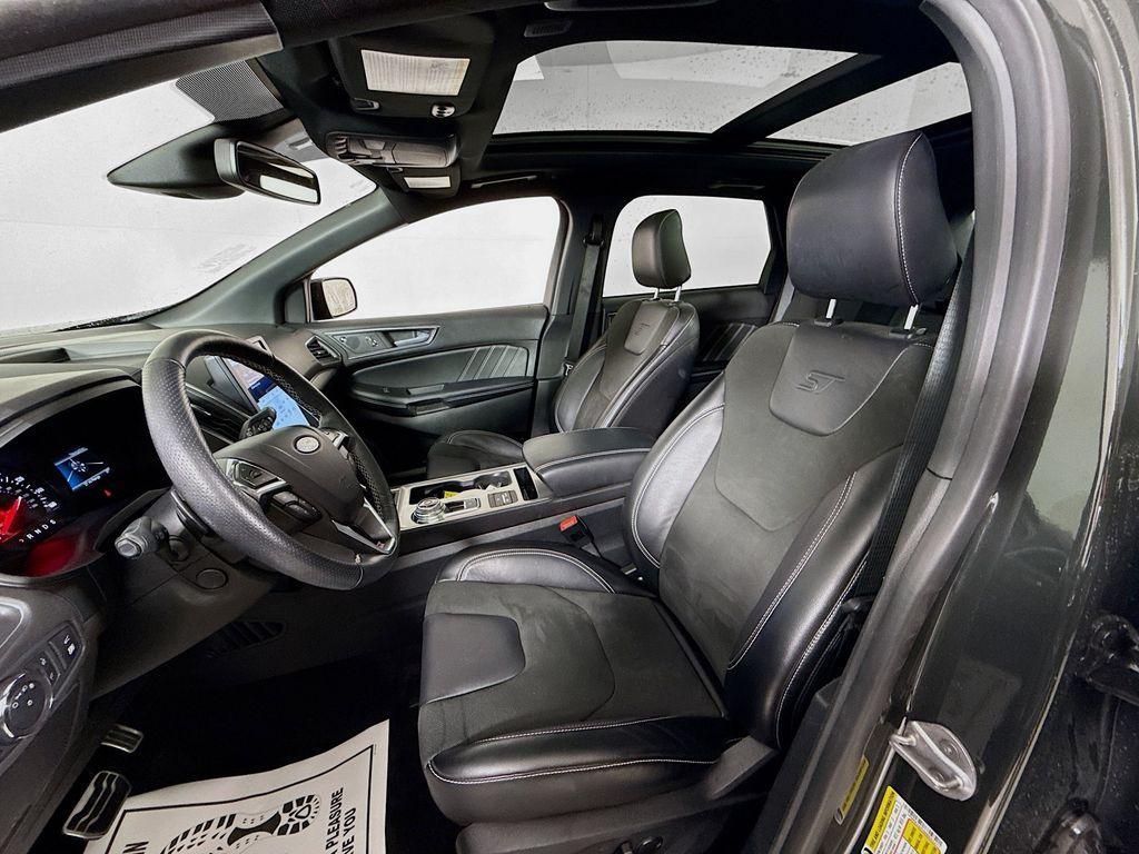 used 2022 Ford Edge car, priced at $30,750