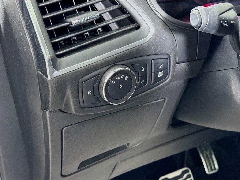 used 2022 Ford Edge car, priced at $30,750