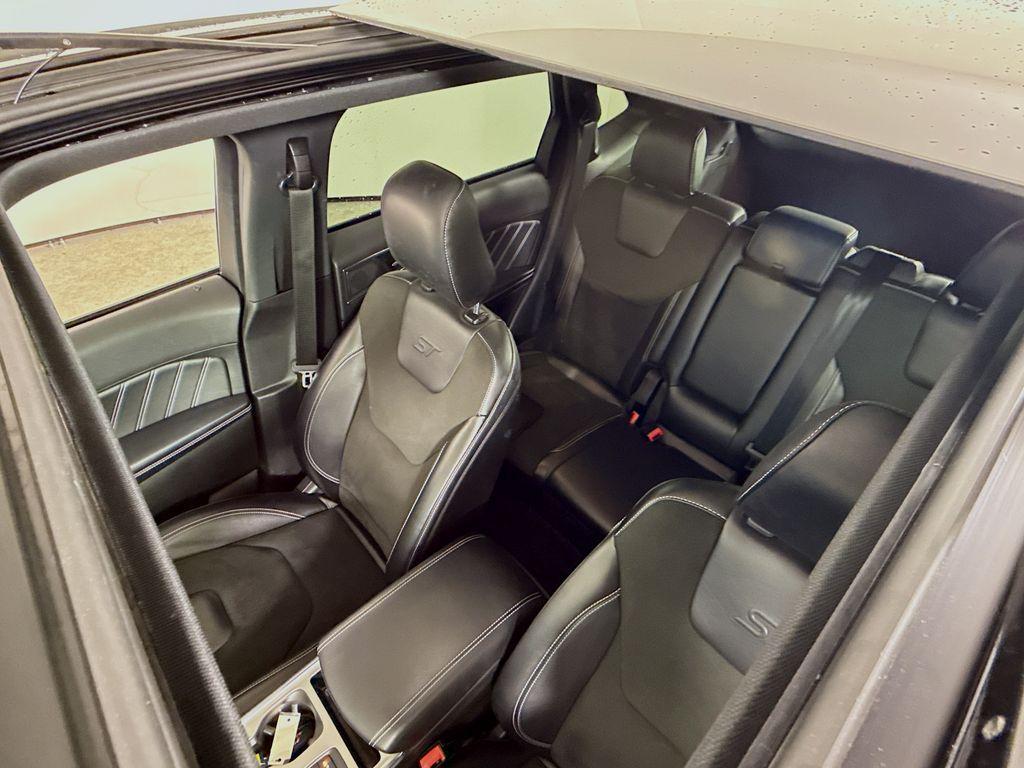 used 2022 Ford Edge car, priced at $30,750