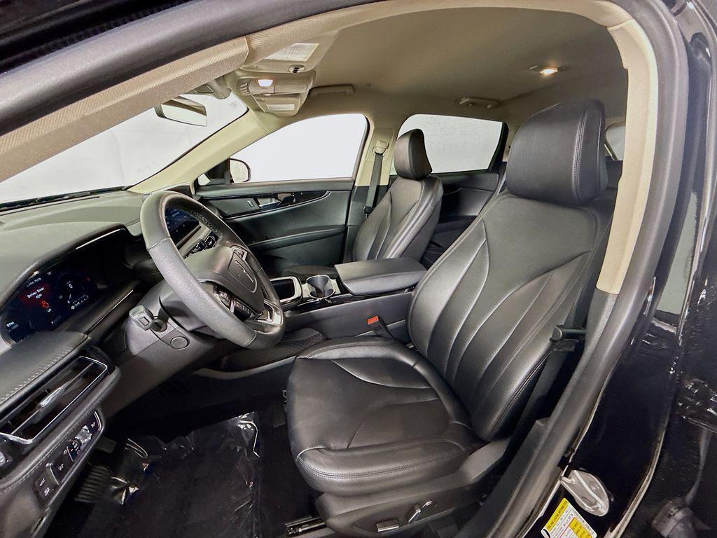 used 2023 Lincoln Nautilus car, priced at $31,899