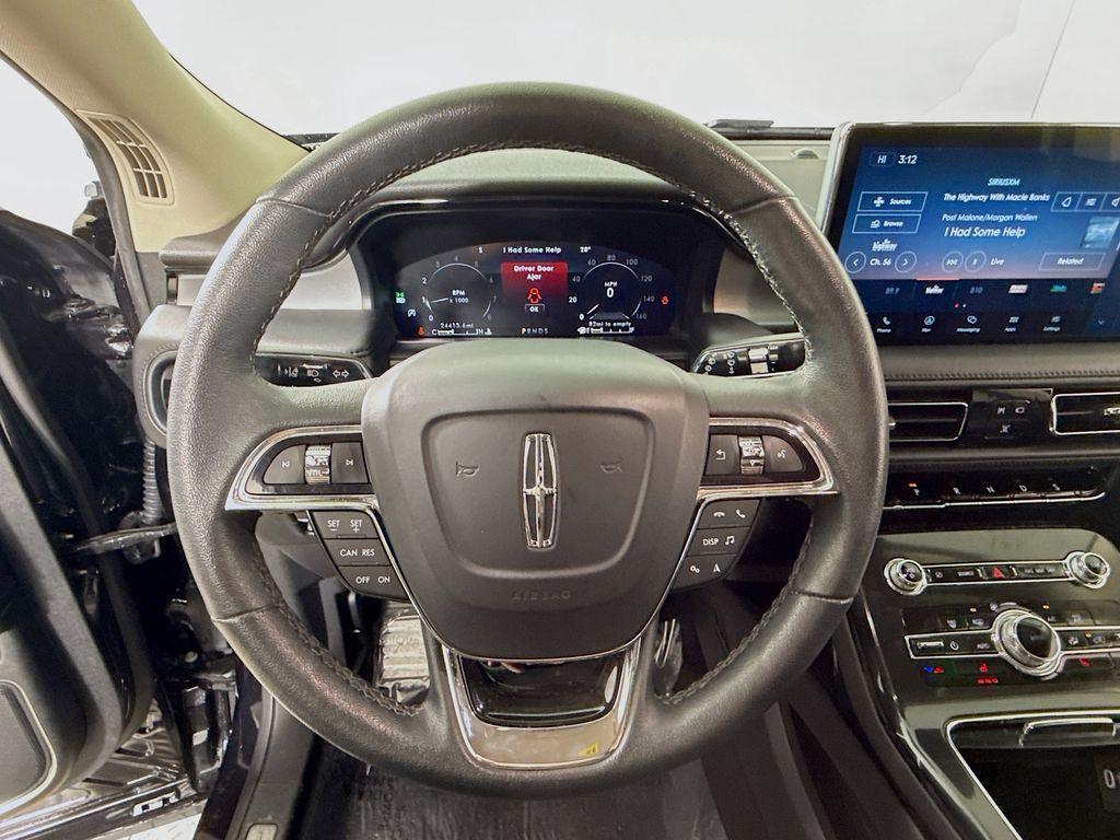 used 2023 Lincoln Nautilus car, priced at $31,899