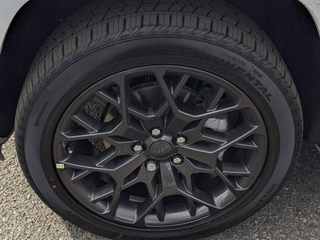 new 2025 Jeep Grand Cherokee car, priced at $73,445