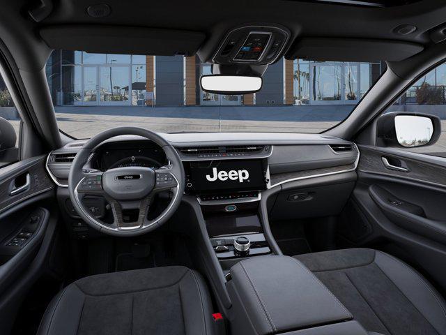 new 2026 Jeep Grand Cherokee car, priced at $48,925
