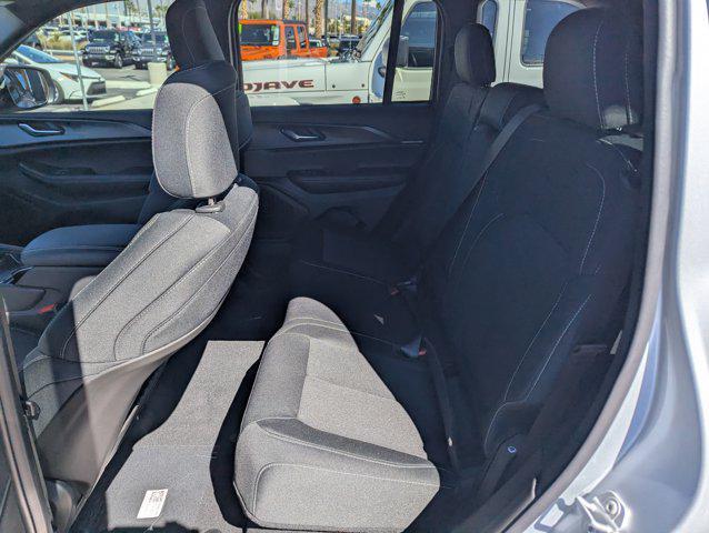 new 2025 Jeep Grand Cherokee car, priced at $44,840