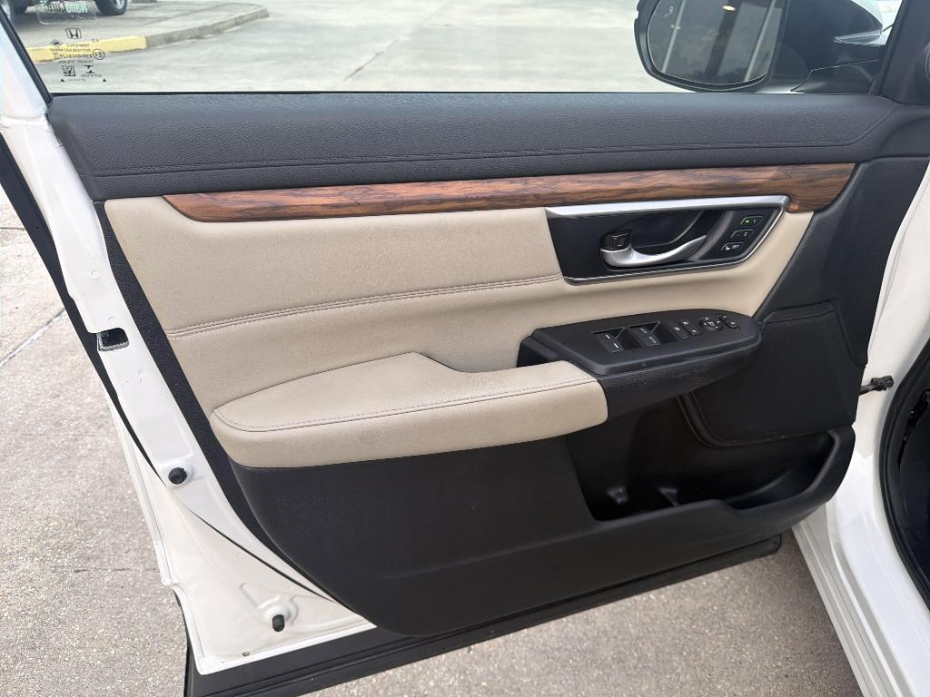 used 2021 Honda CR-V car, priced at $25,299