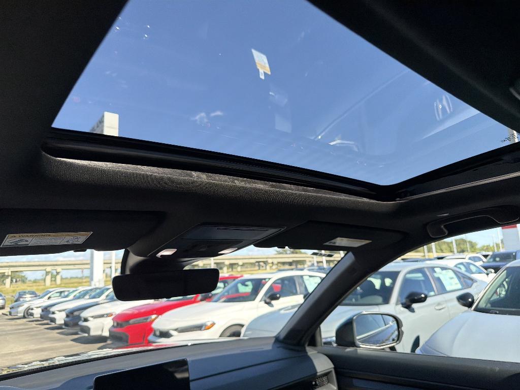 new 2026 Honda CR-V Hybrid car, priced at $38,161