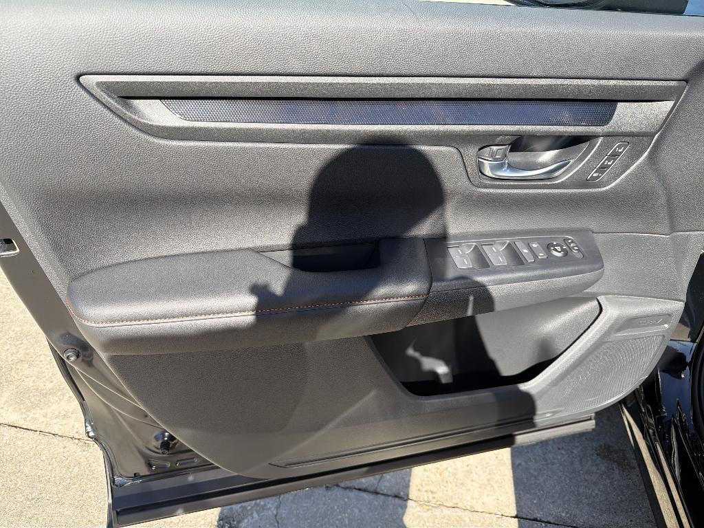 new 2026 Honda CR-V Hybrid car, priced at $38,161