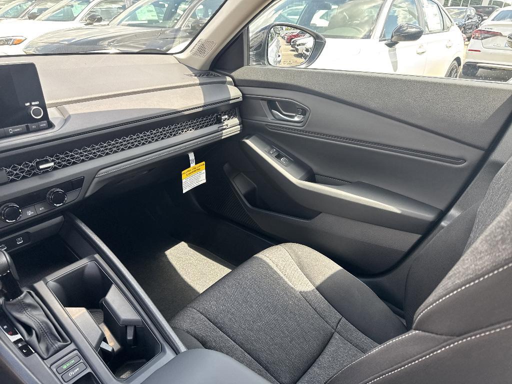 new 2025 Honda Accord car, priced at $30,274