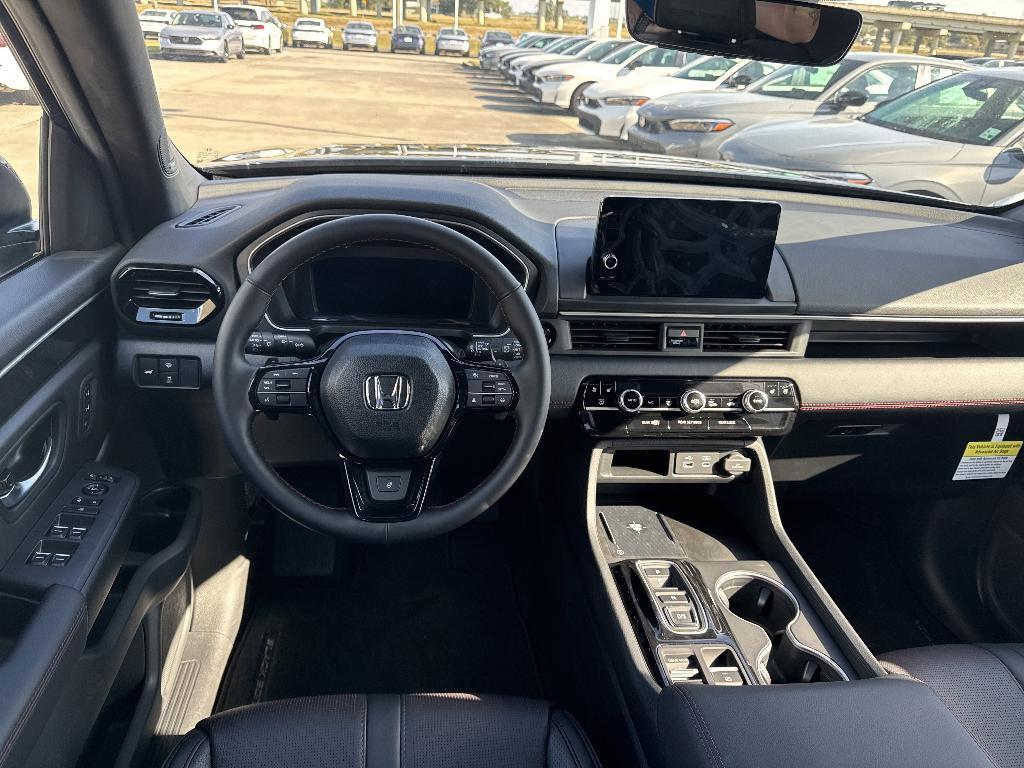 new 2025 Honda Pilot car, priced at $56,075