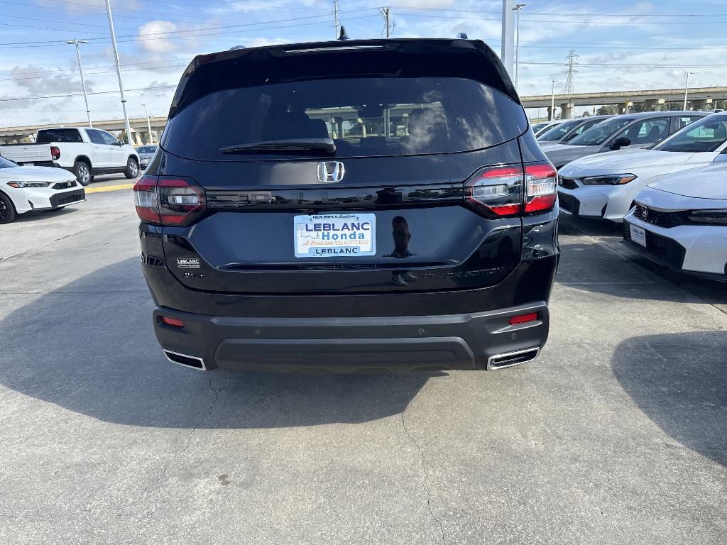new 2025 Honda Pilot car, priced at $56,075