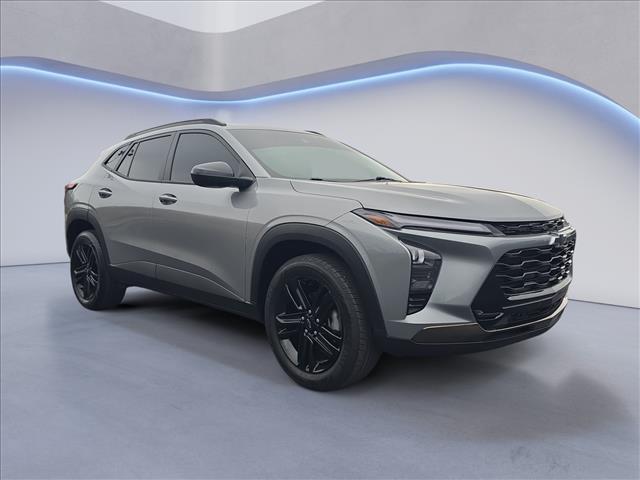 used 2025 Chevrolet Trax car, priced at $23,725