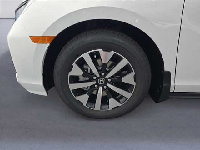 new 2026 Honda Odyssey car, priced at $44,192