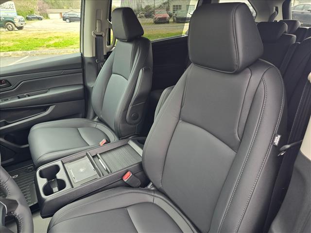 new 2026 Honda Odyssey car, priced at $43,875