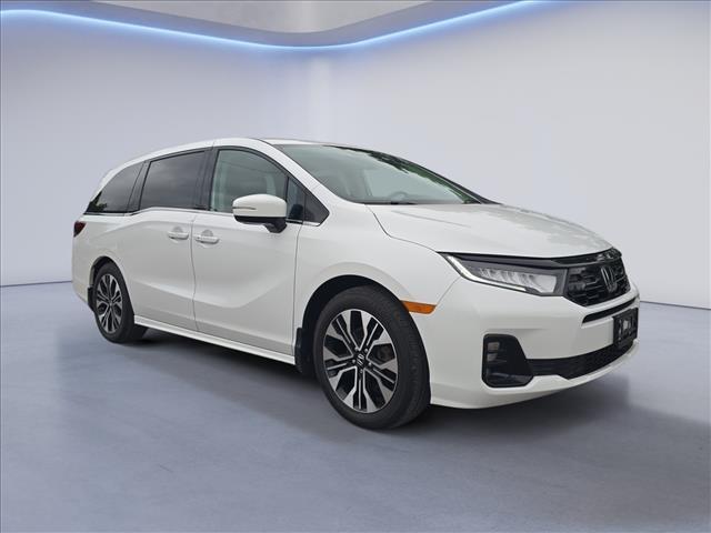 used 2025 Honda Odyssey car, priced at $47,053