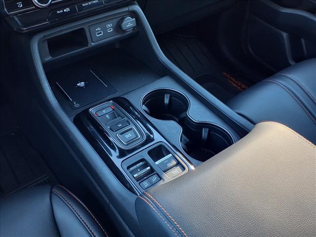 used 2025 Honda Pilot car, priced at $41,669