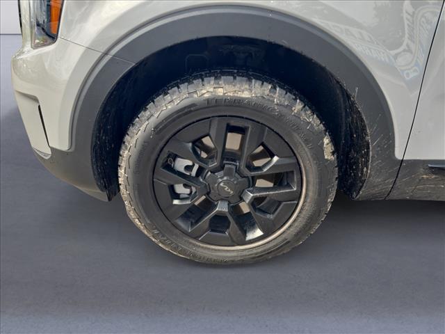 used 2025 Kia Telluride car, priced at $42,613
