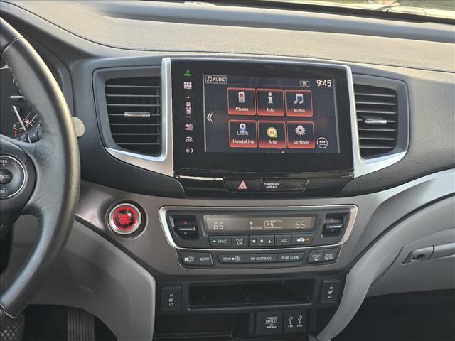 used 2024 Chevrolet TrailBlazer car, priced at $28,275