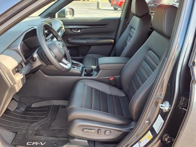 new 2026 Honda CR-V Hybrid car, priced at $38,561