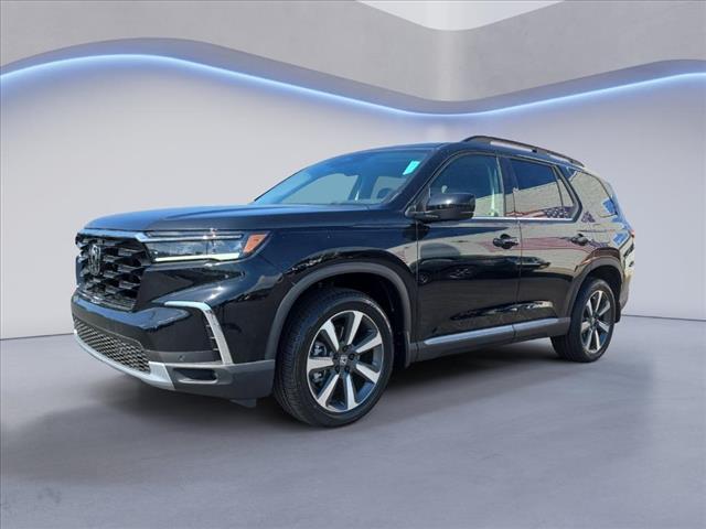 new 2025 Honda Pilot car, priced at $49,366