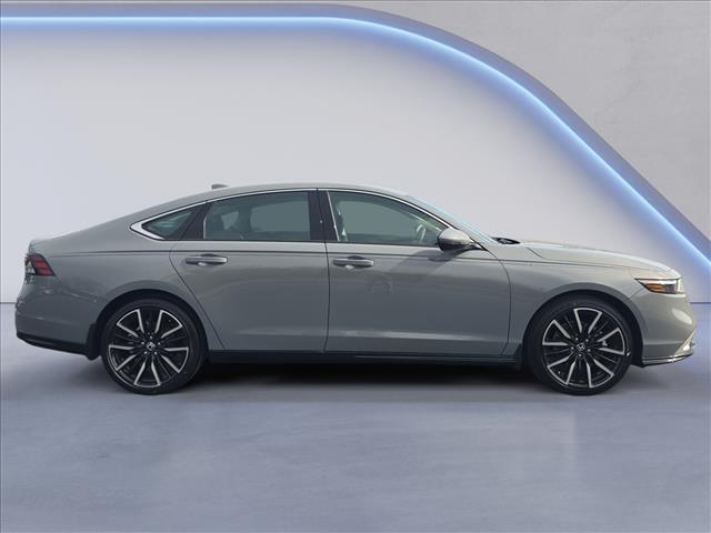 new 2026 Honda Accord Hybrid car, priced at $40,145
