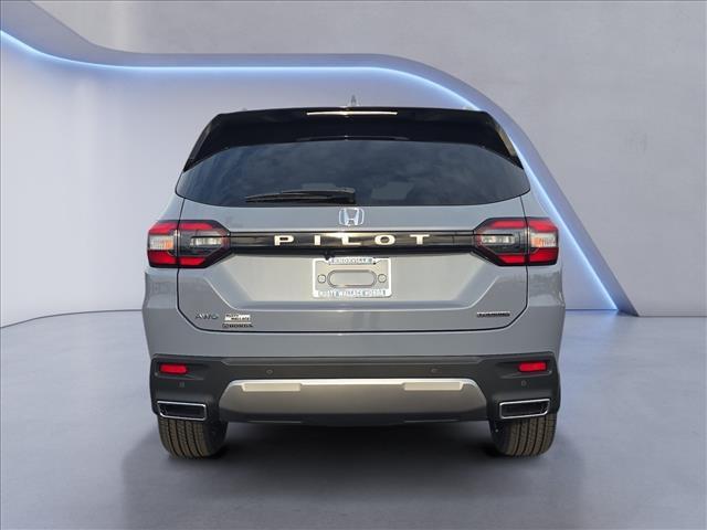 new 2026 Honda Pilot car, priced at $51,995