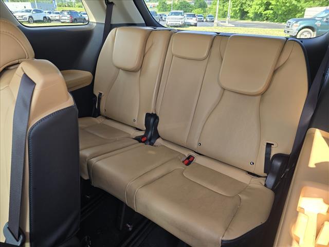 used 2024 Kia Carnival car, priced at $35,618