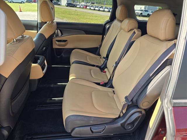 used 2024 Kia Carnival car, priced at $35,618