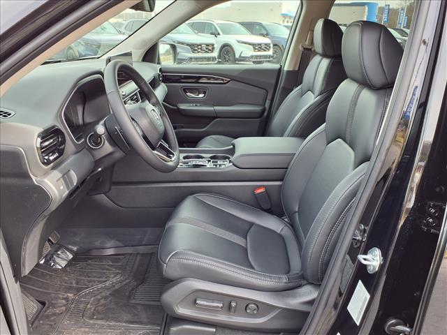 new 2026 Honda Pilot car, priced at $45,165